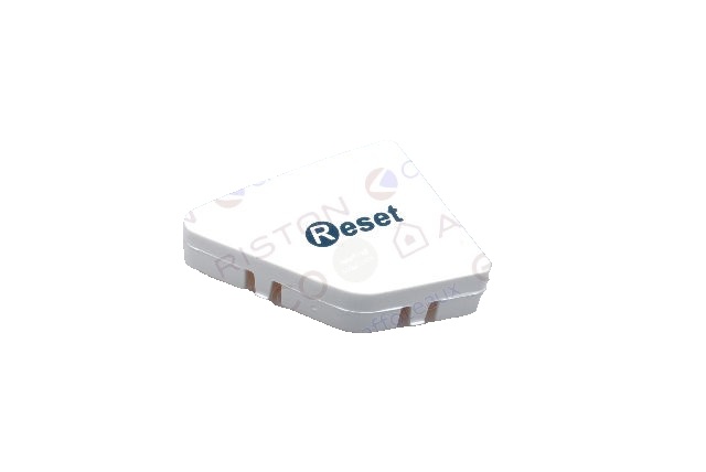 Tastă (partea Stângă) pentru centrala termica Ariston CLAS 24 CF LPG, CLAS B 24 CF HMO_EE cod piesa 65104229